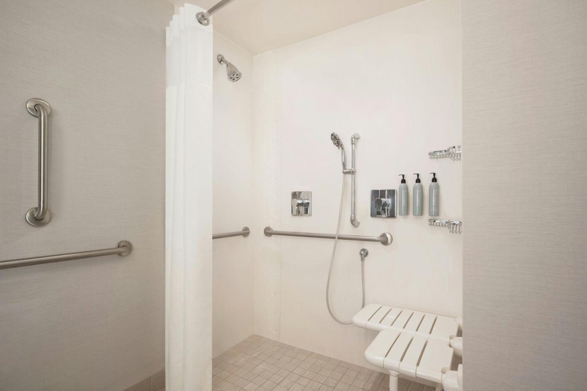 King Room with Balcony or Patio,1643187540:JPEG