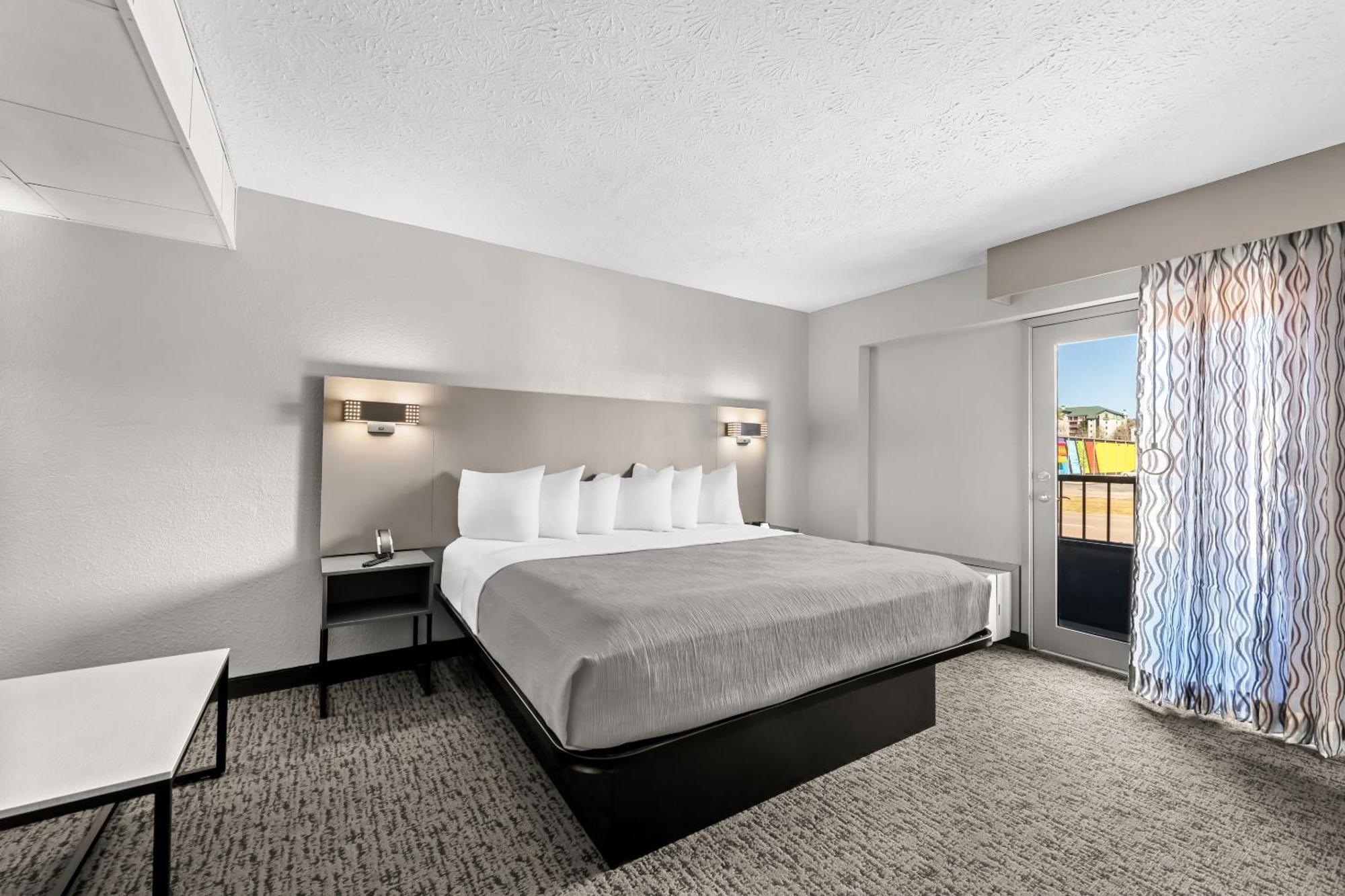 King Room - Non Smoking,1645668864:JPEG