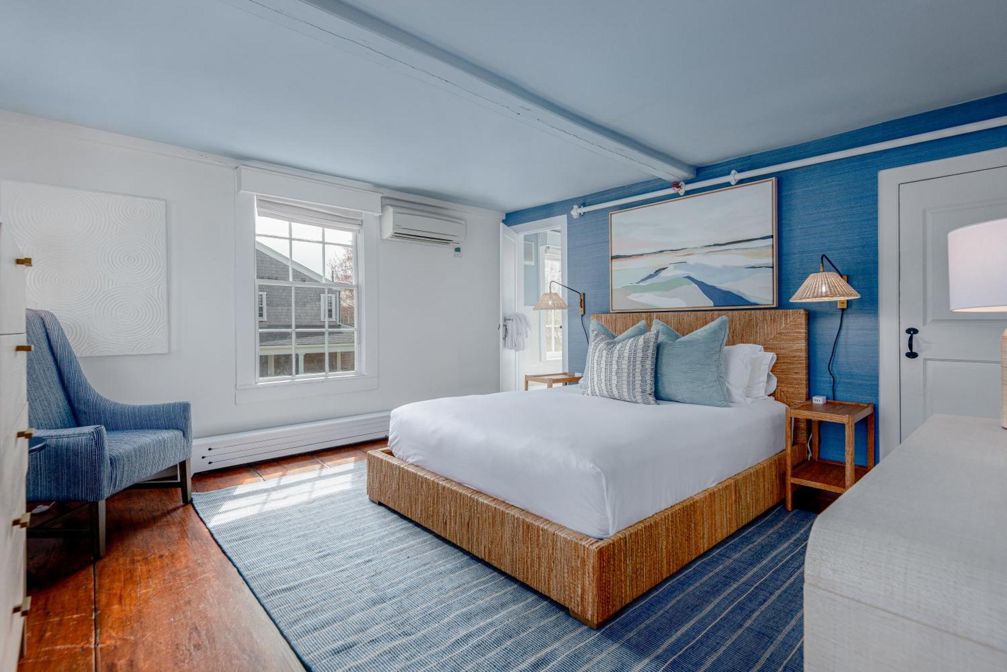 Deluxe Queen Room,1665411499:JPEG
