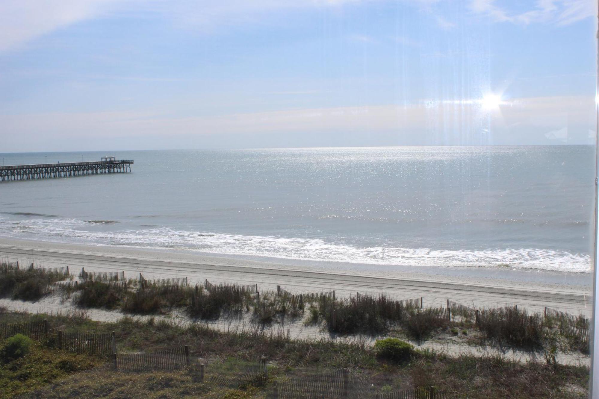 Oceanfront 2 Queen Beds No Balcony,1668087534:JPEG