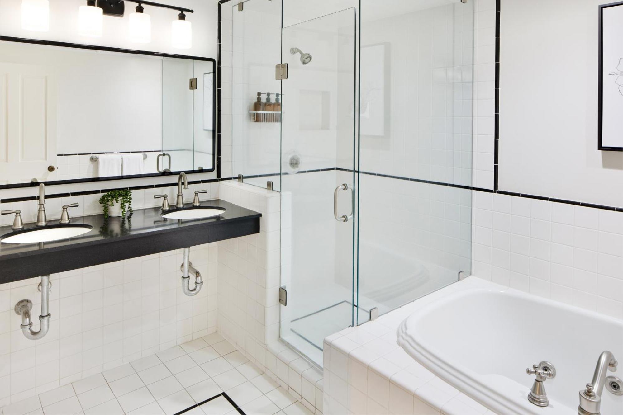 Deluxe King,1669823022:JPEG