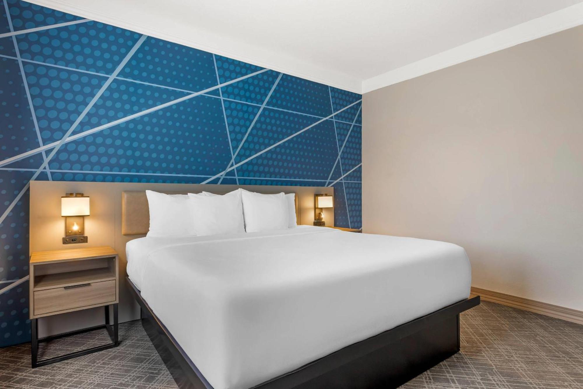 King Room - Non-Smoking,1679598253:JPEG