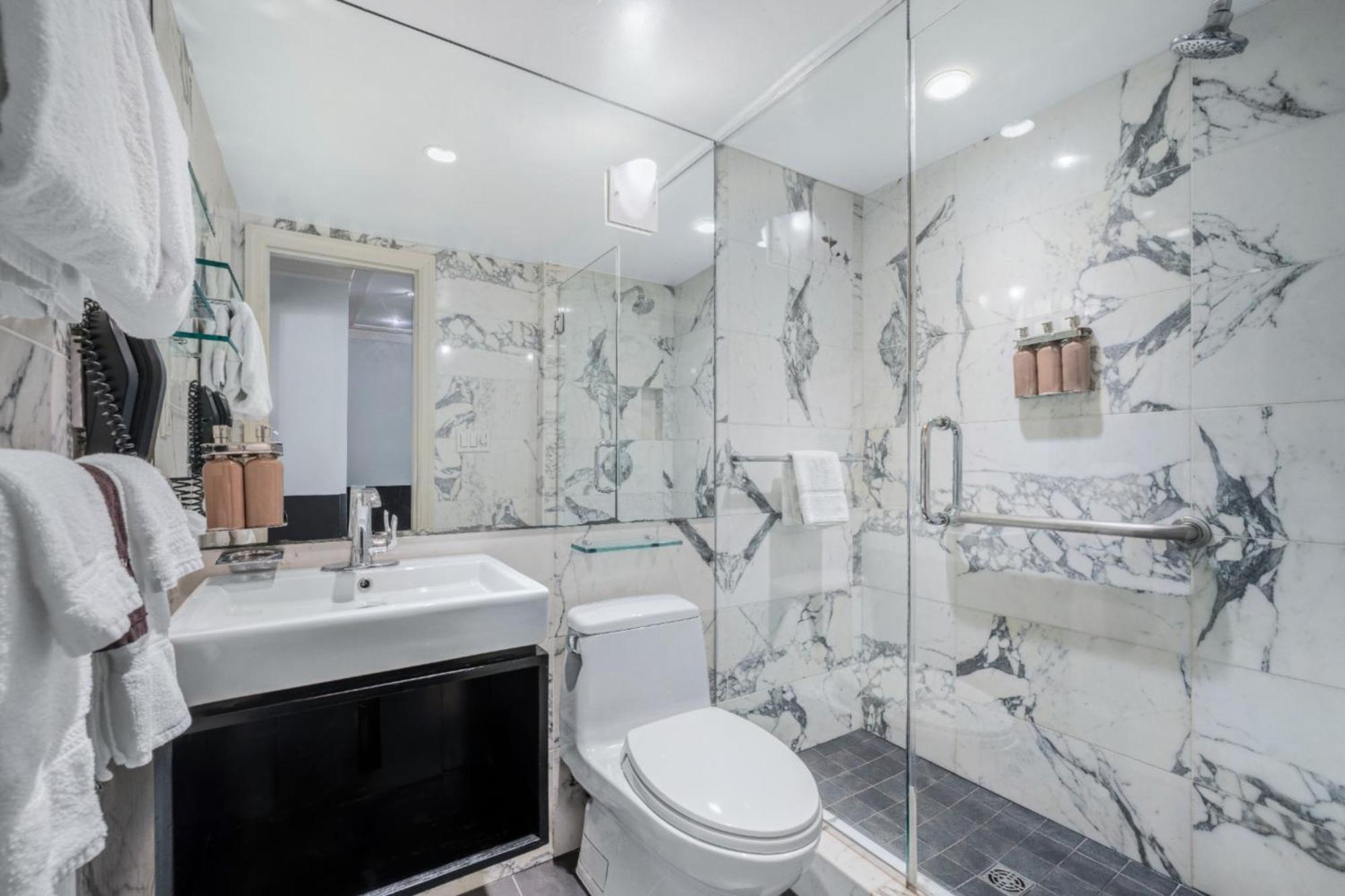 Deluxe King Room,1689827994:JPEG