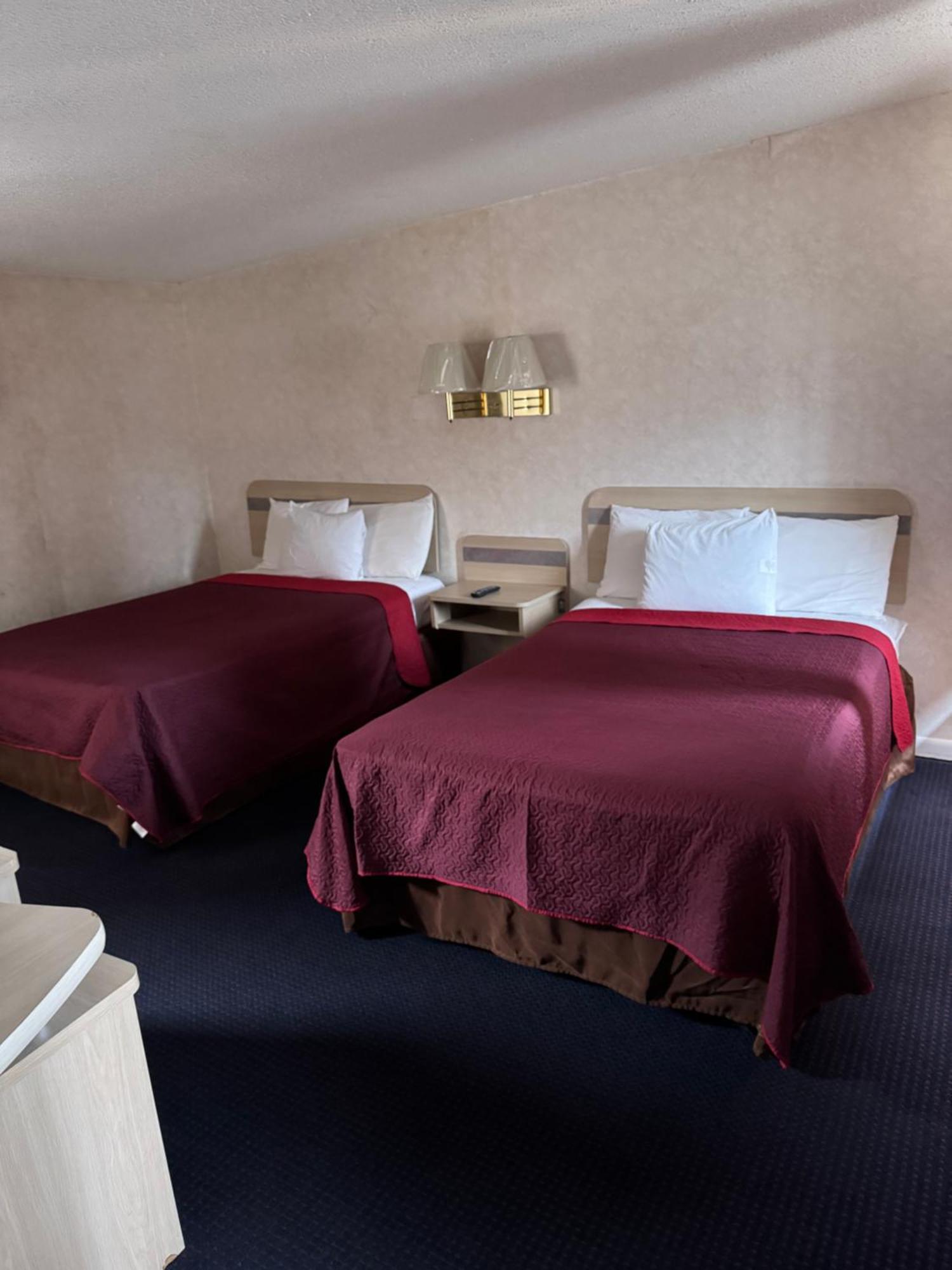 Quadruple Room,1687474271:JPEG