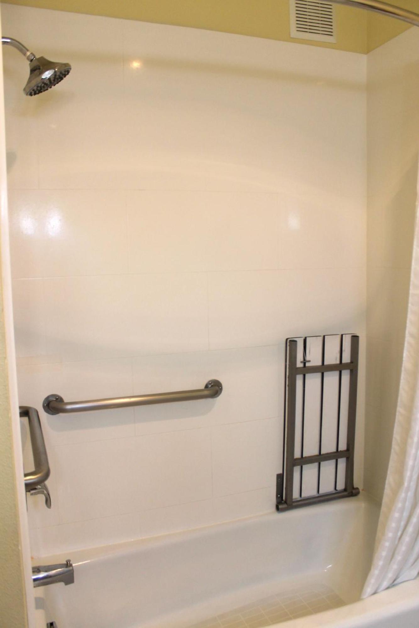 Queen Room - Non-Smoking,1694538025:JPEG