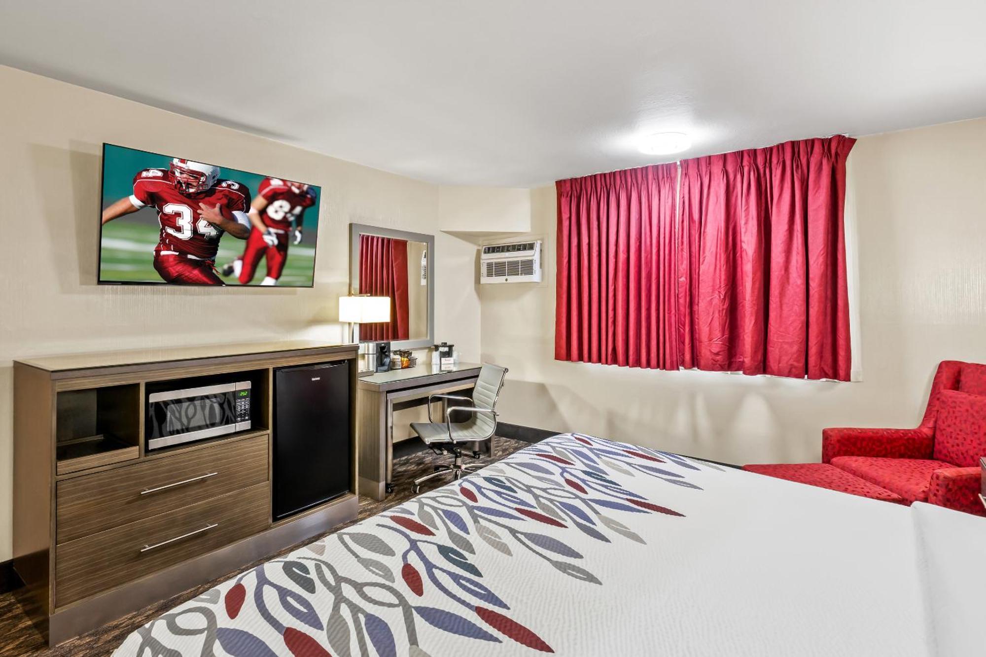 Superior King Room Disability Access Non-Smoking,1698953606:JPEG