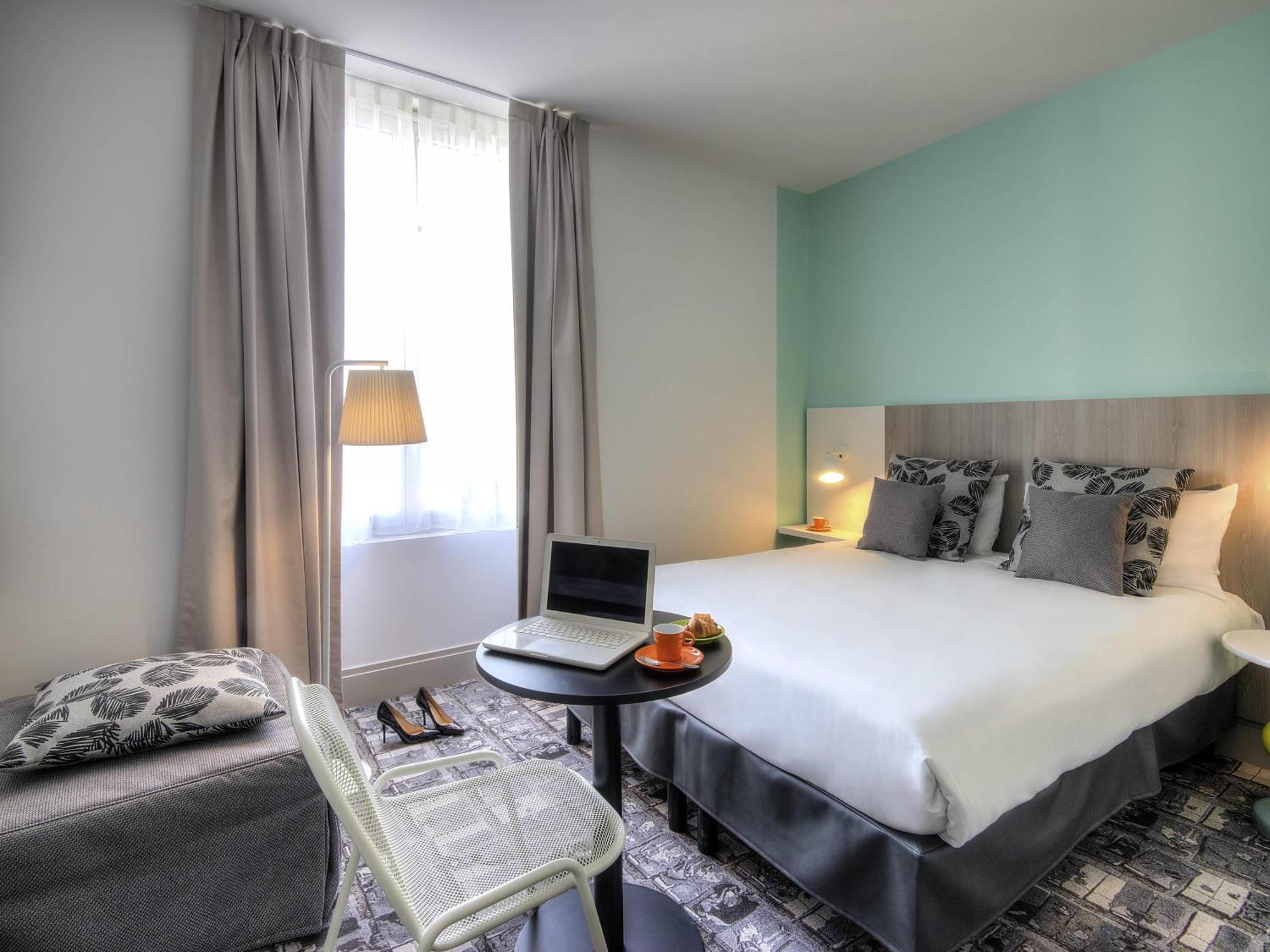 Queen Room with Sofa Bed for 1 Child,1704997696:JPEG