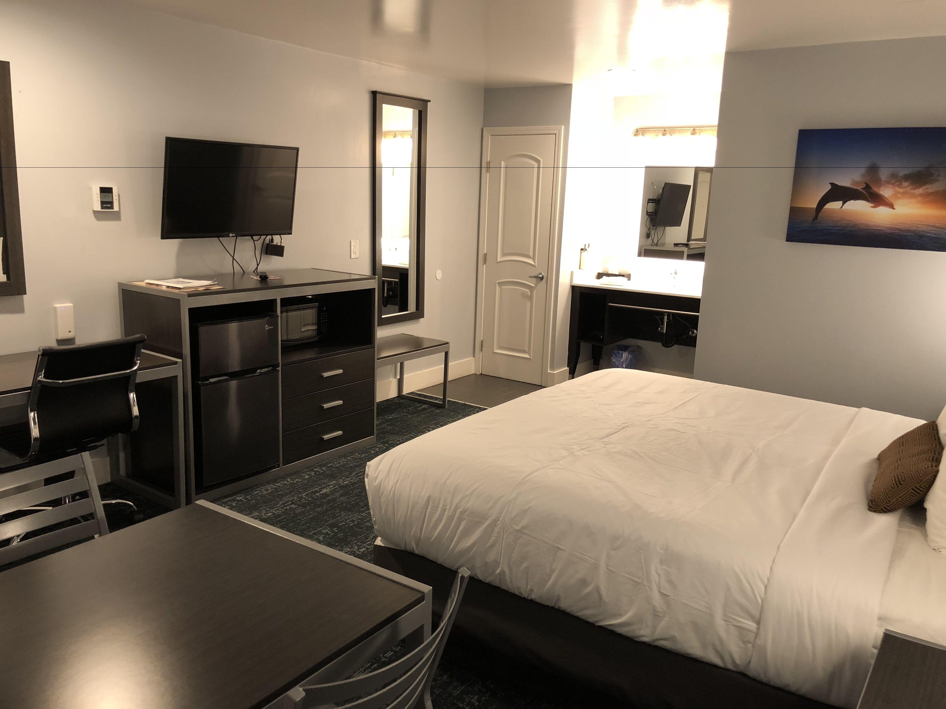 King Room,1705688327:JPEG