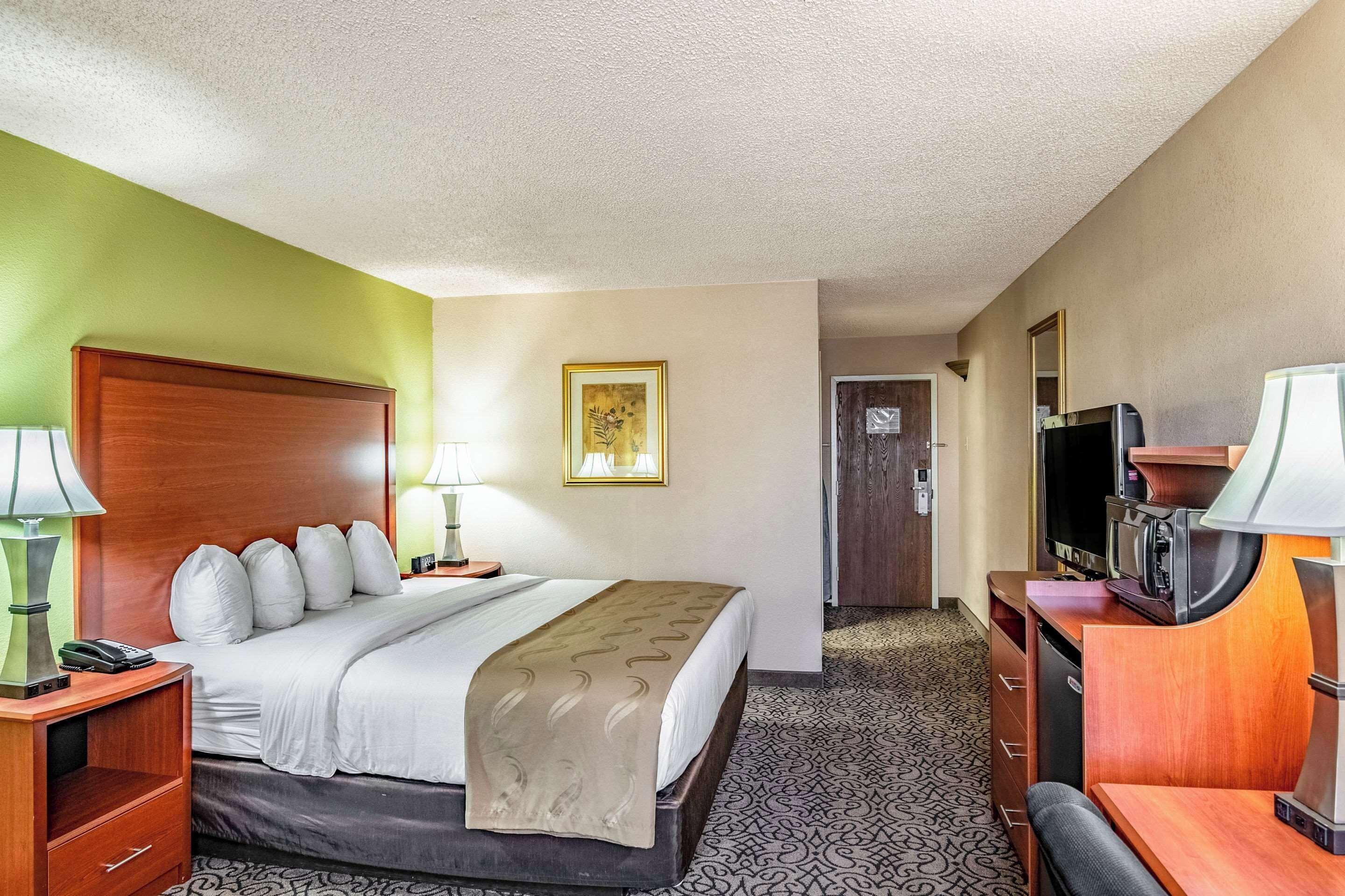 King Room - Non-Smoking,1706400185:JPEG