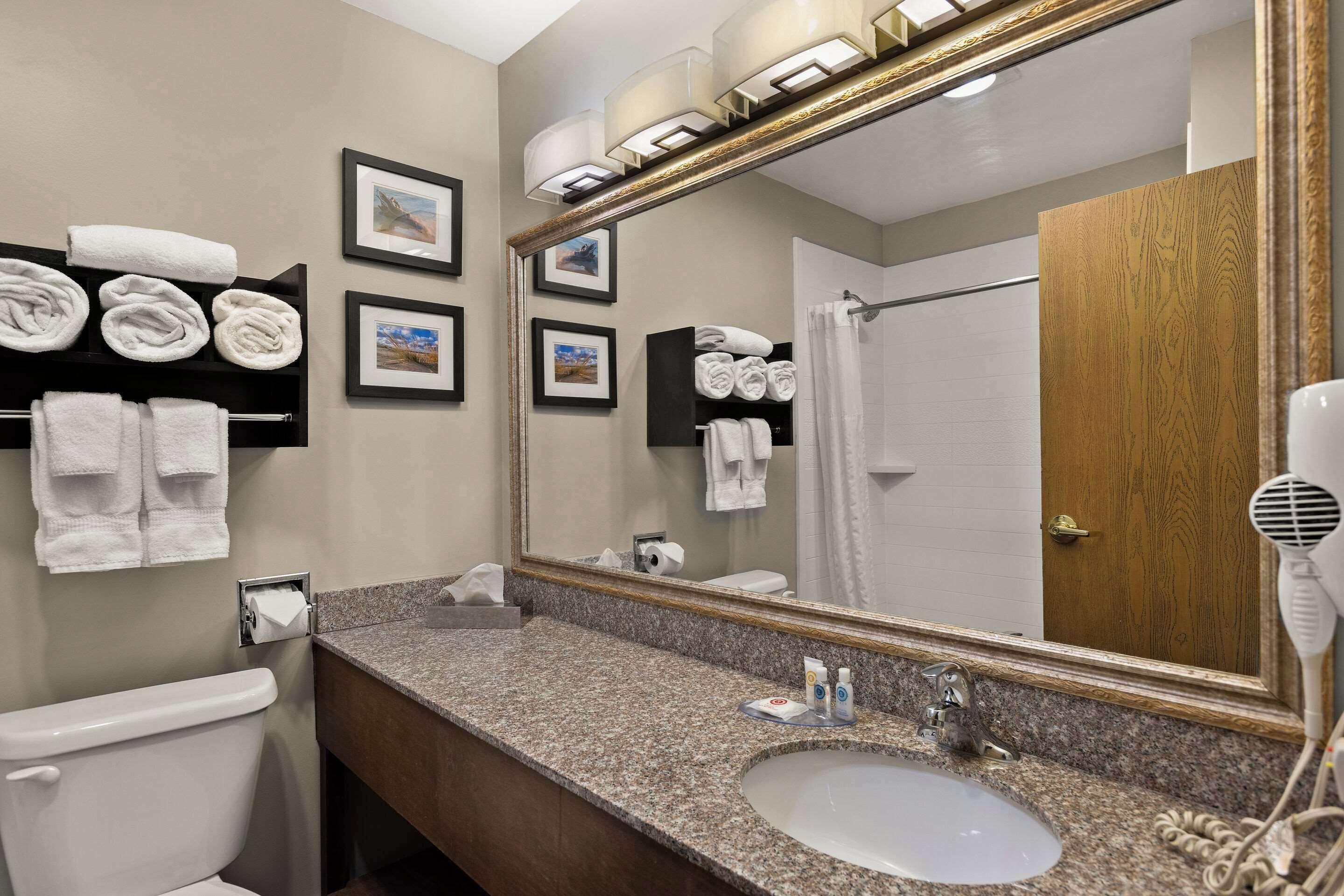 Standard King Room - Accessible/Non-Smoking,1708035923:JPEG