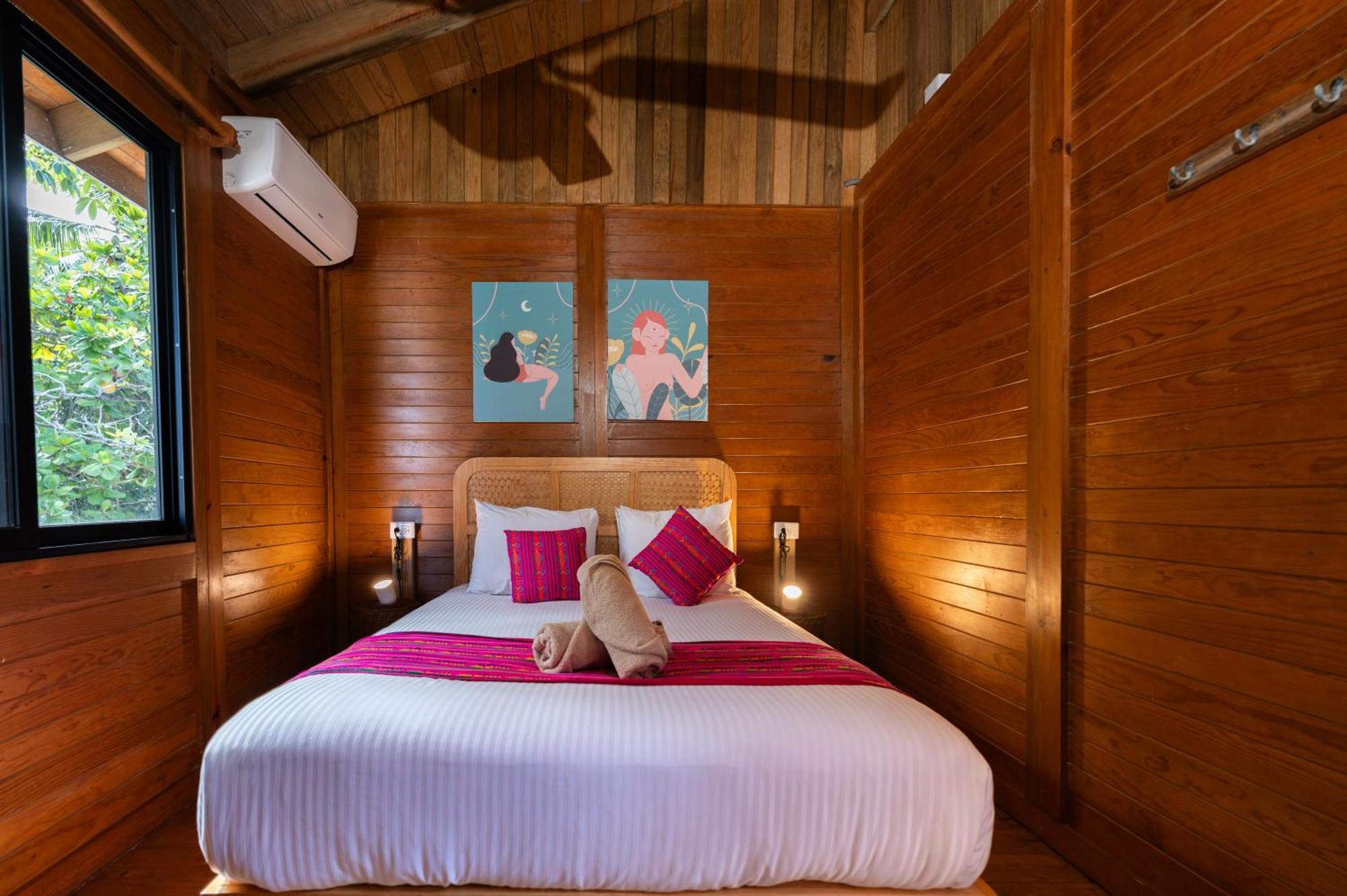 Compact Private Room, Shared Bathroom