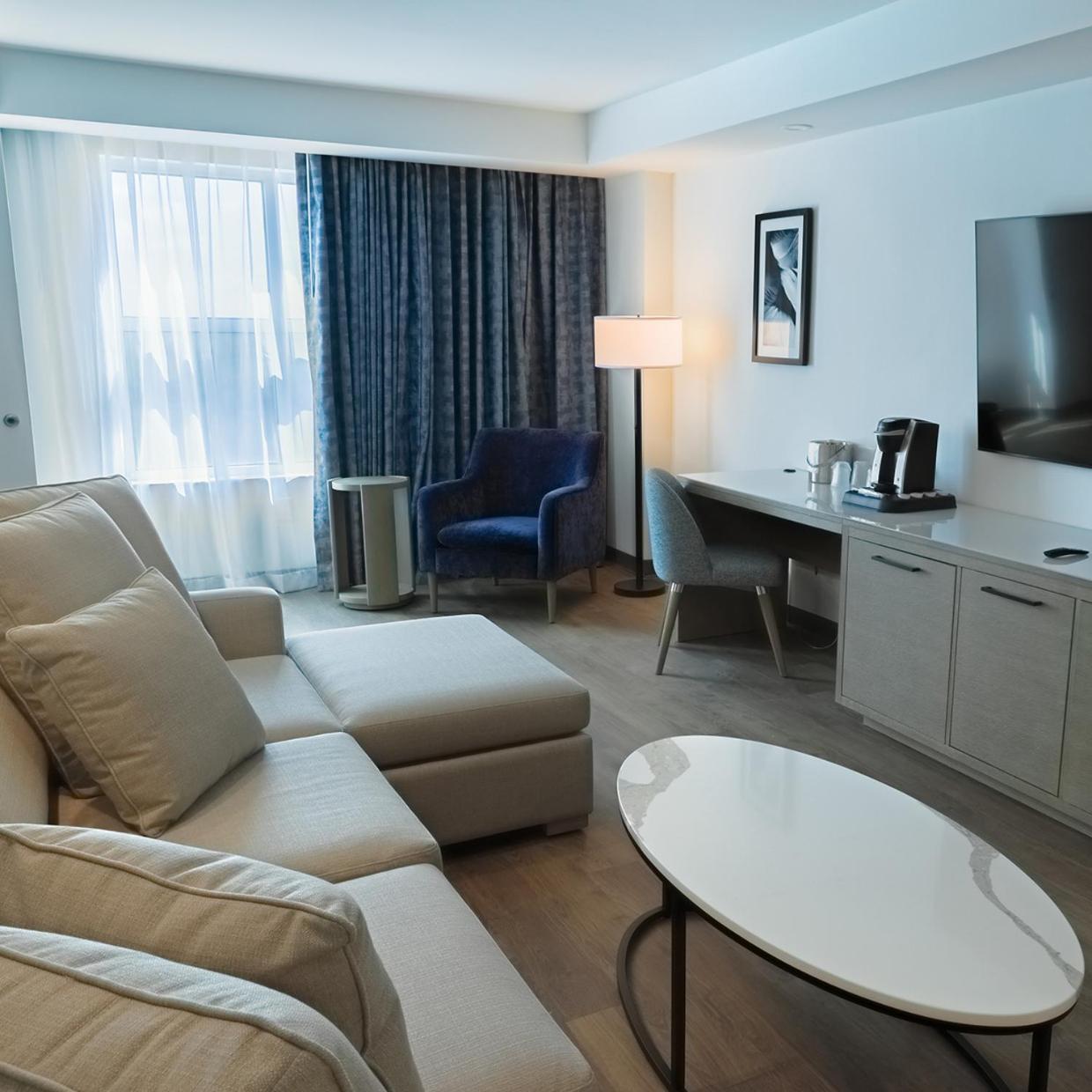 Deluxe One Bedroom Suite,1756423358:JPEG