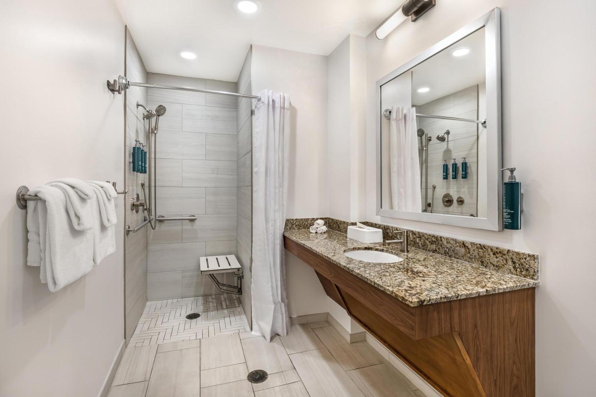 2 BEDROOM 1 KING 1 QUEEN SUITE ROLL-IN SHOWER