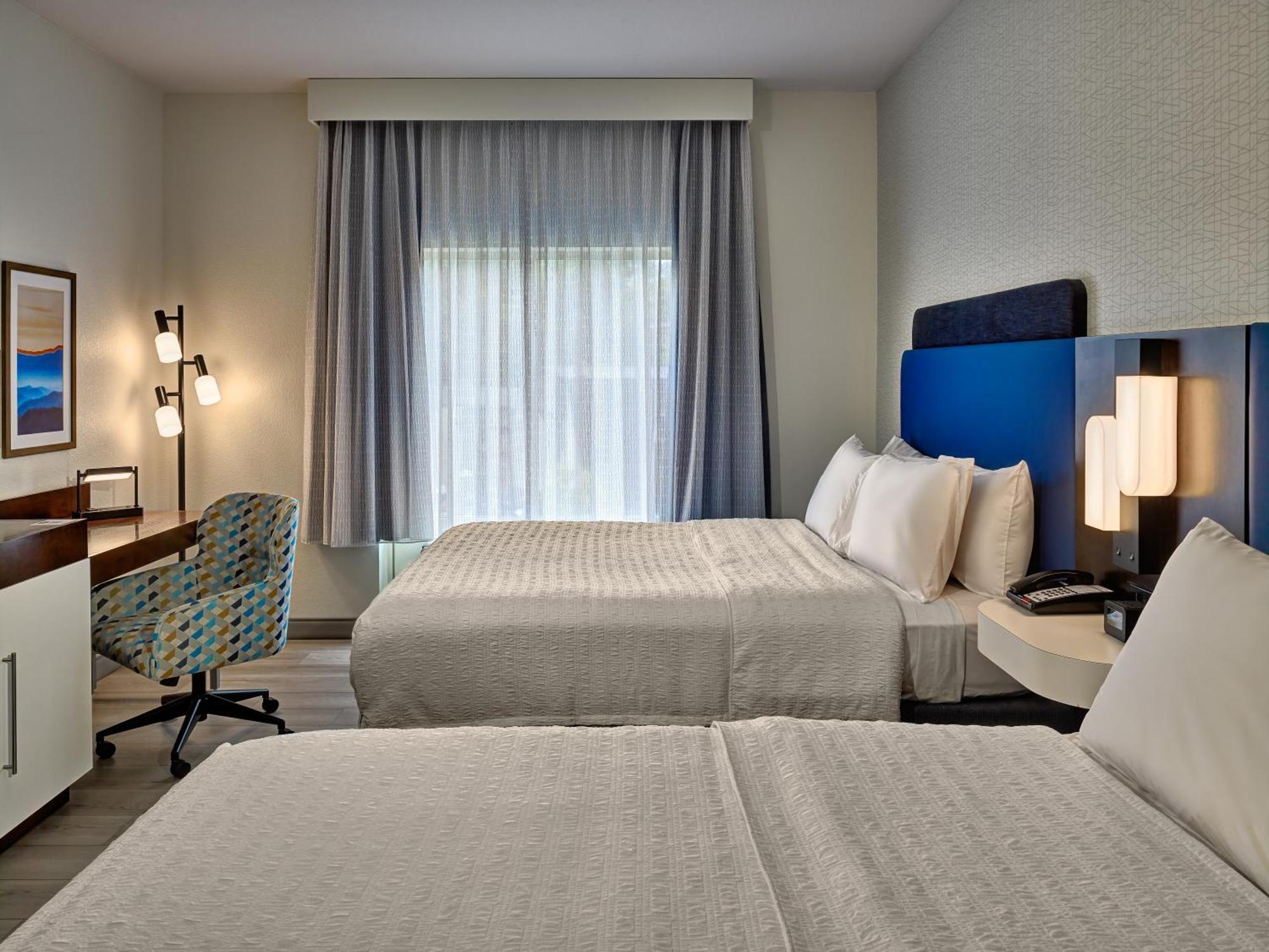 Queen Room with Two Queen Beds - Hearing Access/Non-Smoking