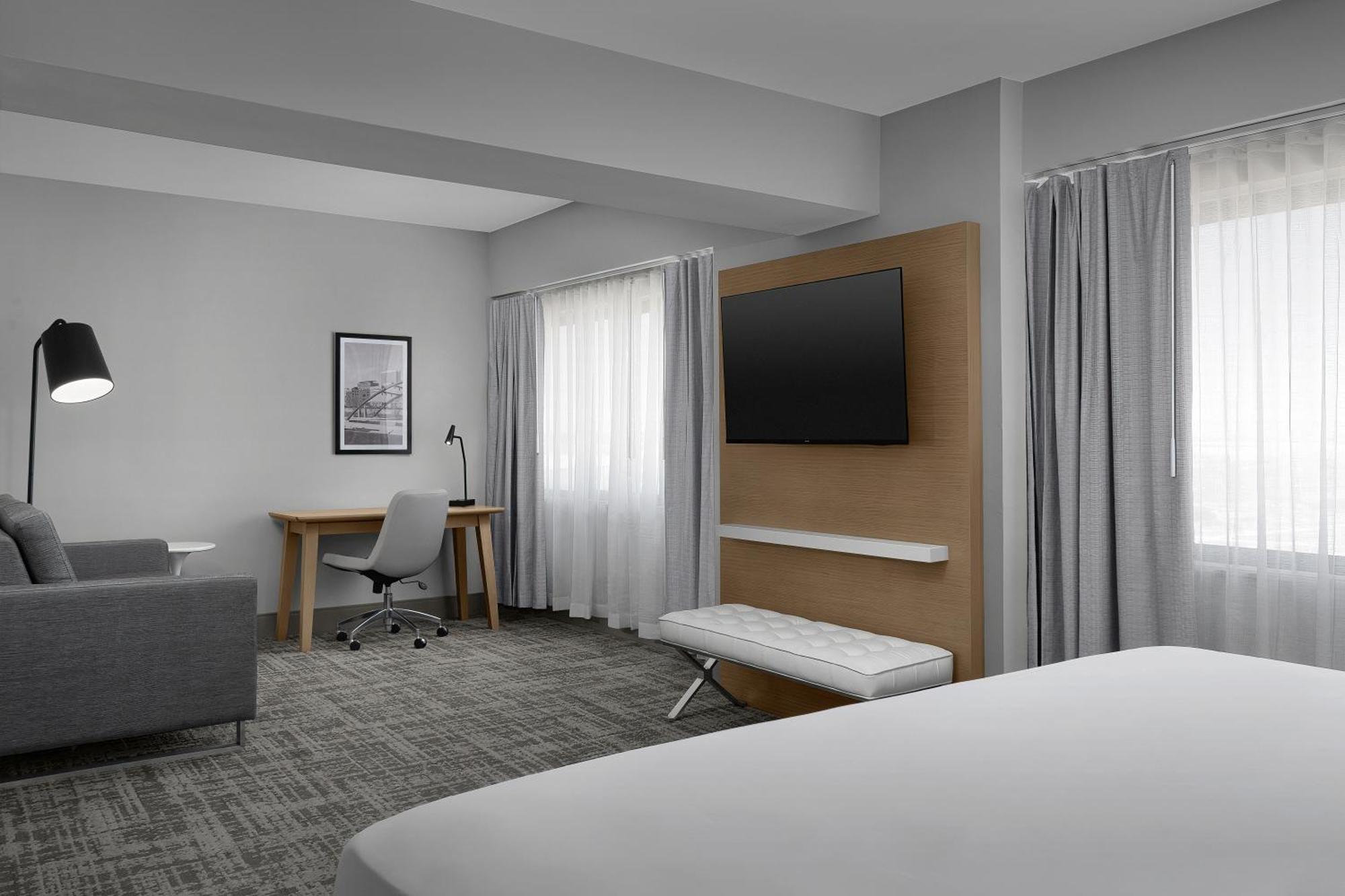 King Suite - Disability Access/Non Smoking