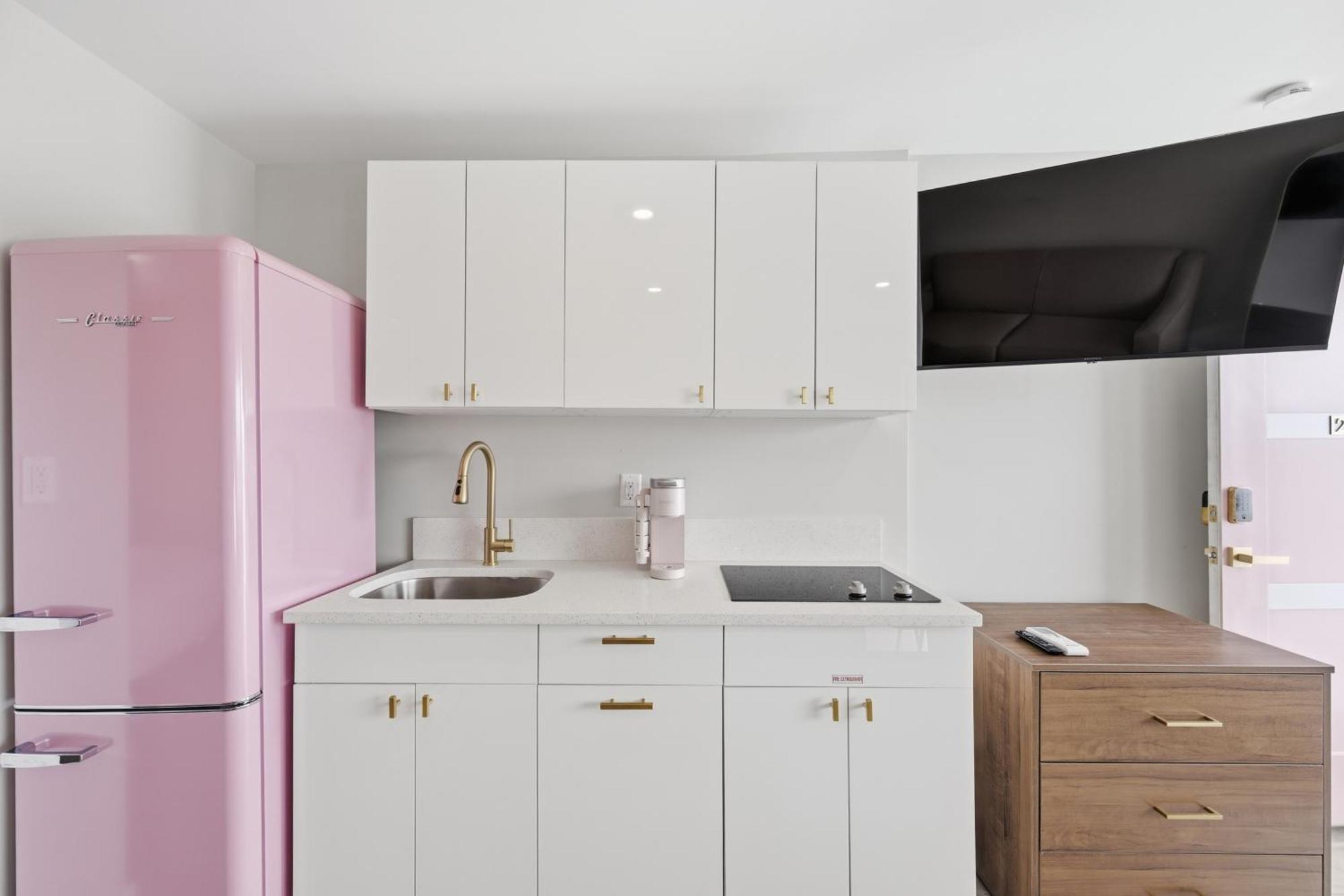 Deluxe Family Suite