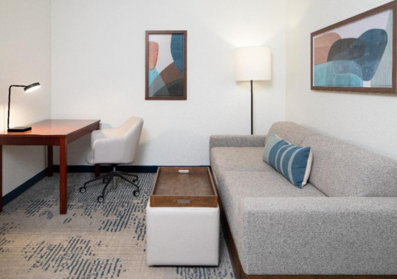 Queen Suite with Two Queen Beds and Trundle Sofa