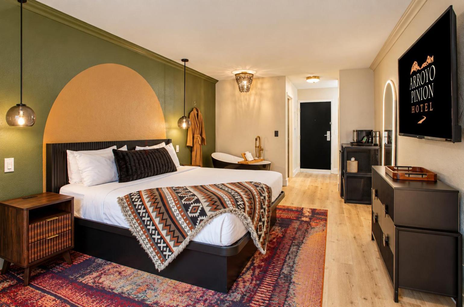 King Suite with Soaking Tub and Patio - Non-Smoking