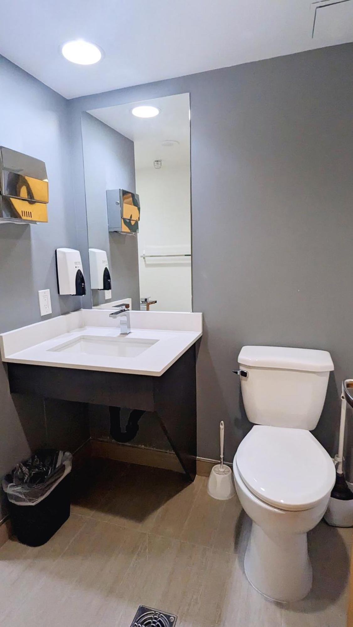Single Room with Shared Bathroom
