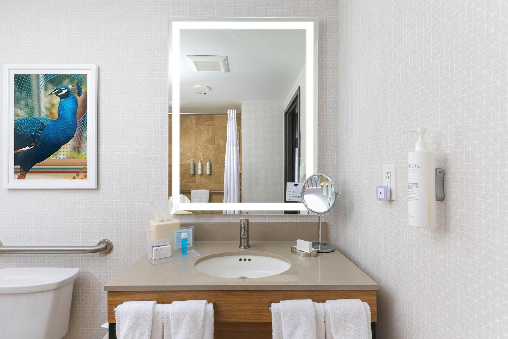 King Room - Mobility Access/Non-Smoking