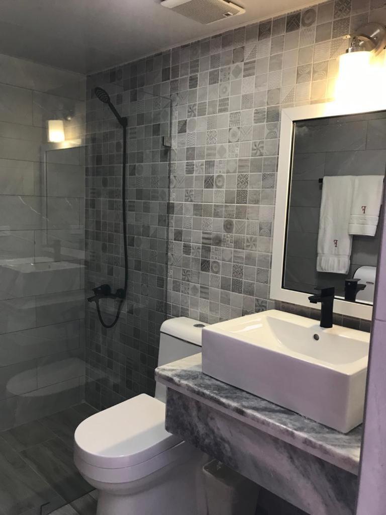 Queen Room with Two Queen Beds - Free WiFi