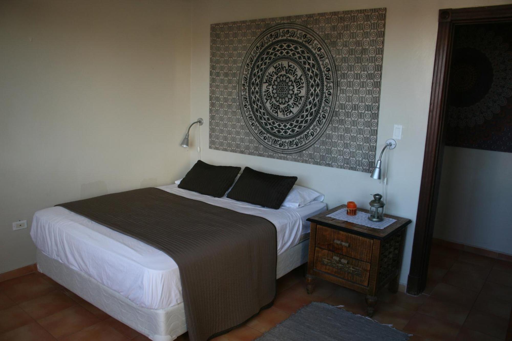 Three-Bedroom Apartment with Pool View,686271987:JPEG