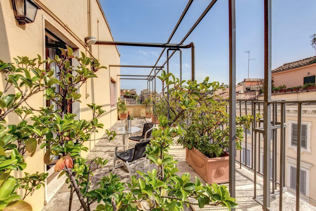 Superior Double Room with Balcony