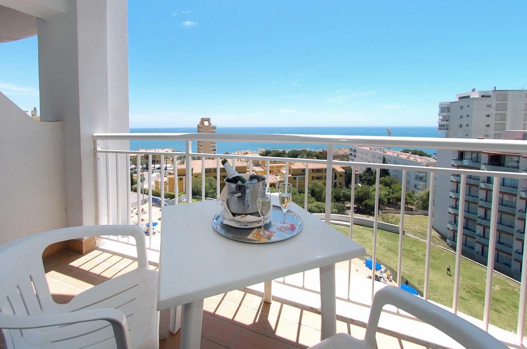 Double Room with Sea View (2 adults)