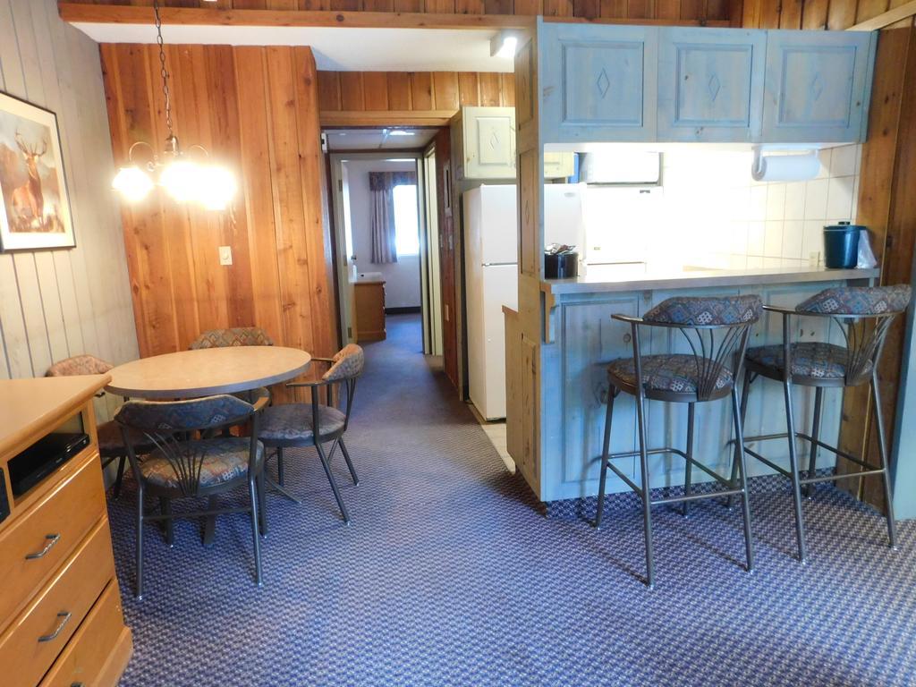 One Bedroom Loft Condo,377729809:JPEG