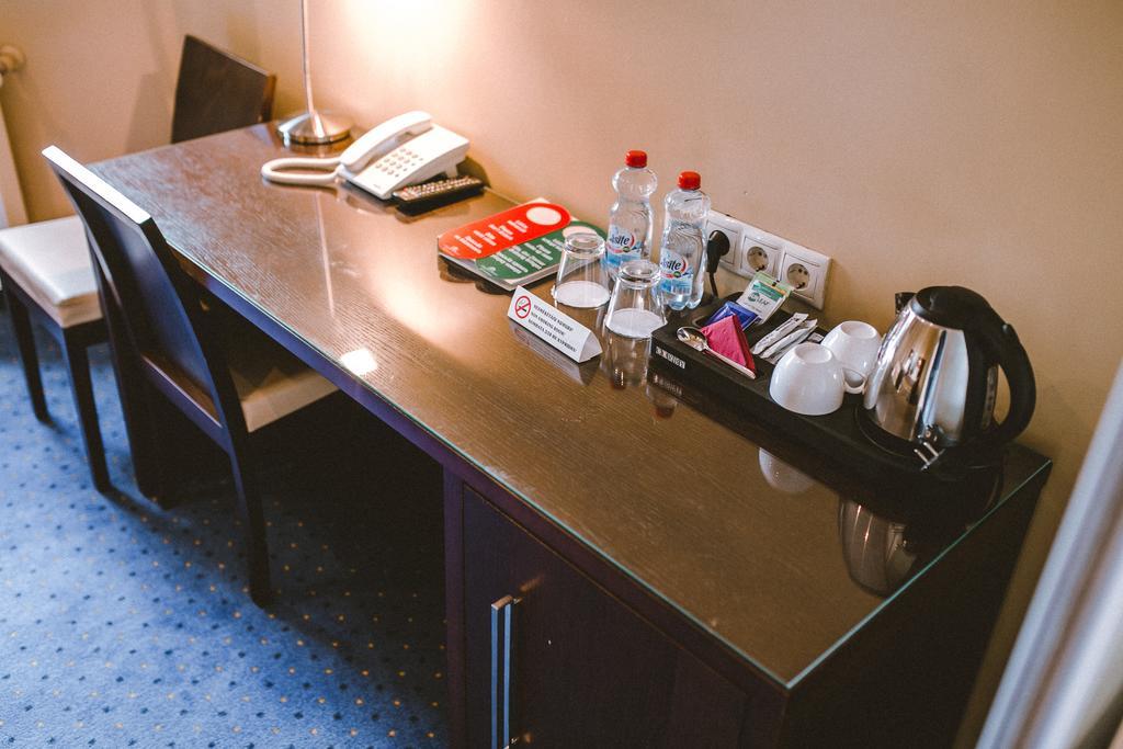 Superior Double or Twin Room with Air-conditioning