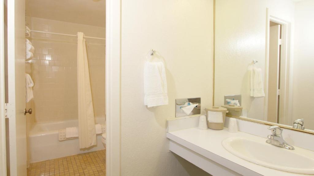 Double Room with Two Double Beds