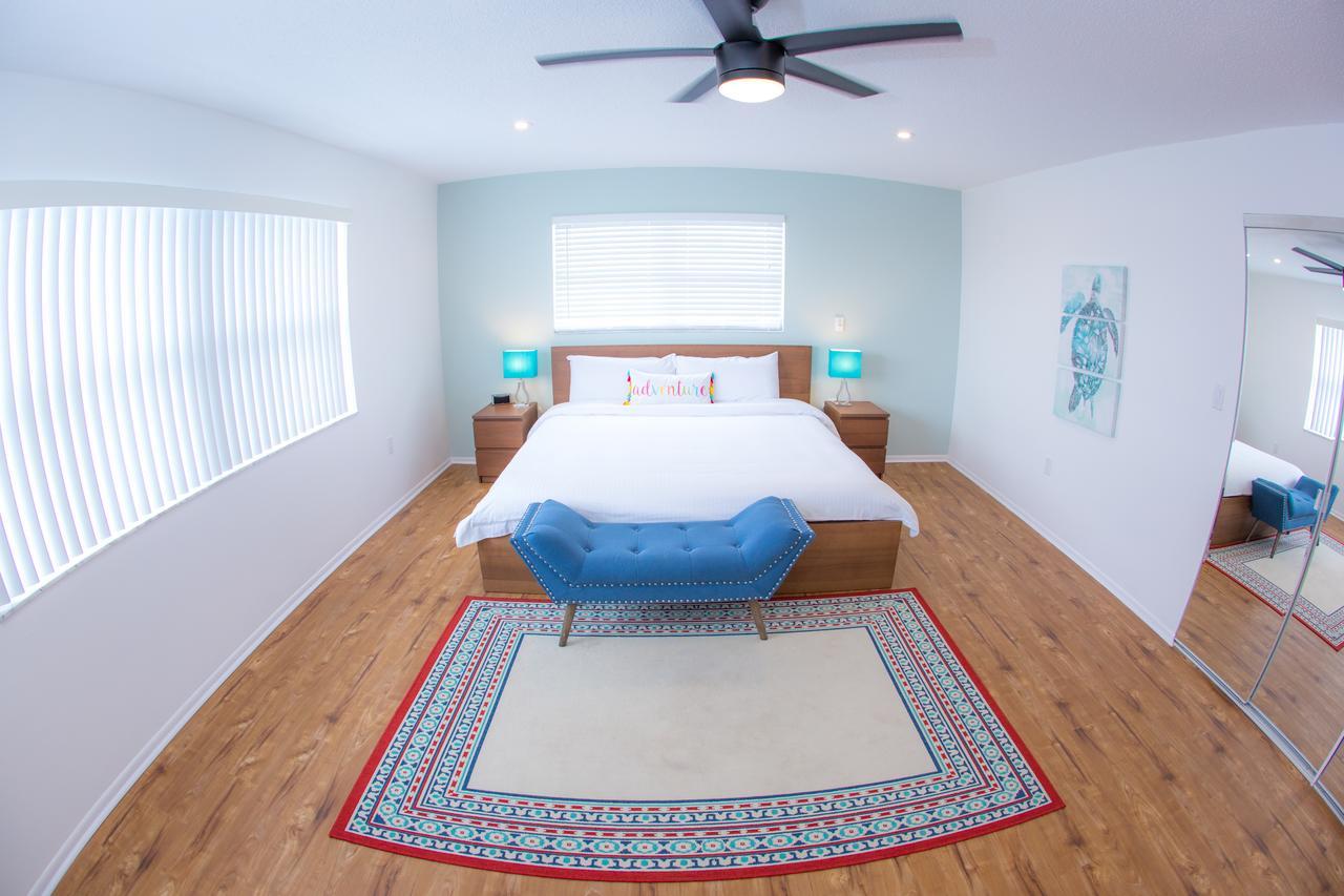 Beach House Suite,527130825:JPEG