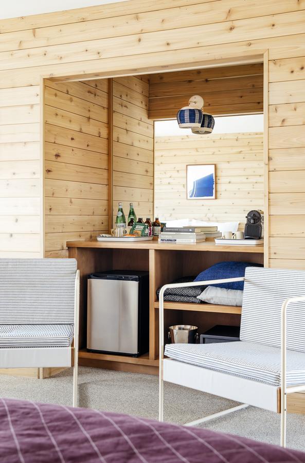 Deluxe Two Queen Beds,530108250:JPEG