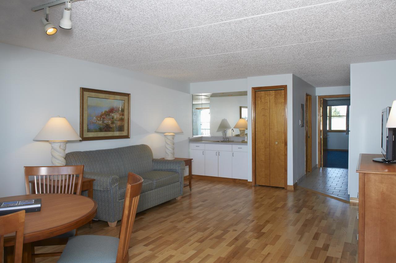 Two Room Ultra Suite, Balcony, No Ocean View