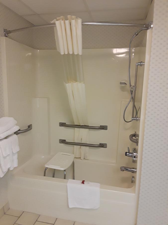 King Room - Mobility Access/Non-Smoking,1015345762:JPEG