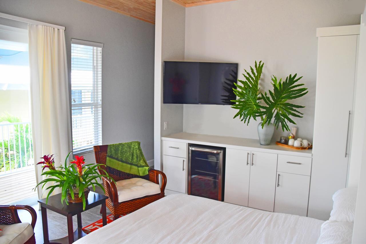 Deluxe King Suite