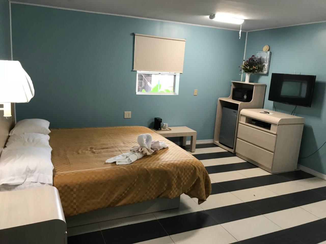 King Room Disability Access,697285305:JPEG
