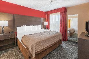 One-Bedroom King Suite - Non-Smoking,700901386:JPEG