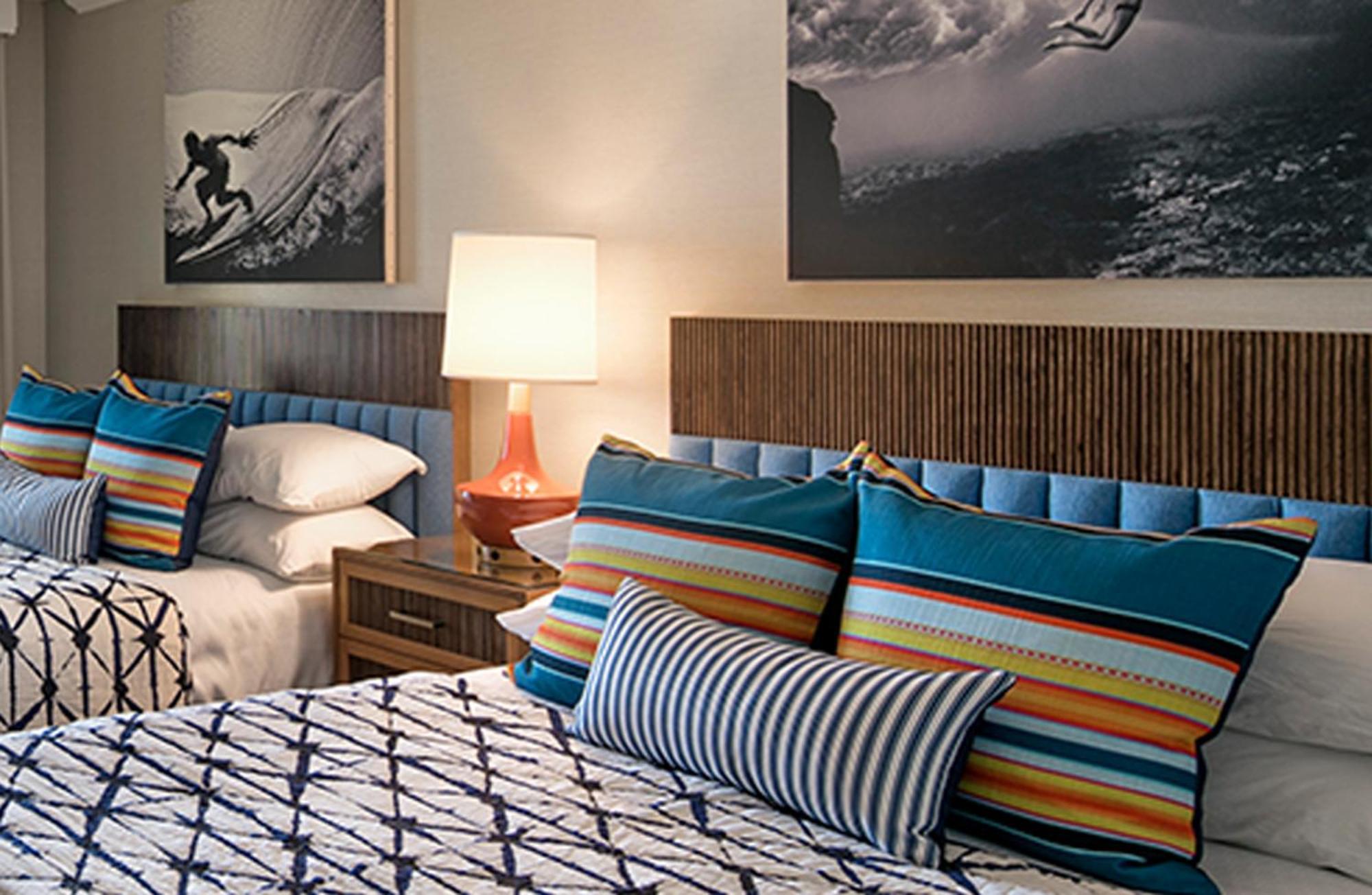 Deluxe Queen Room with Two Queen Beds,701854750:JPEG