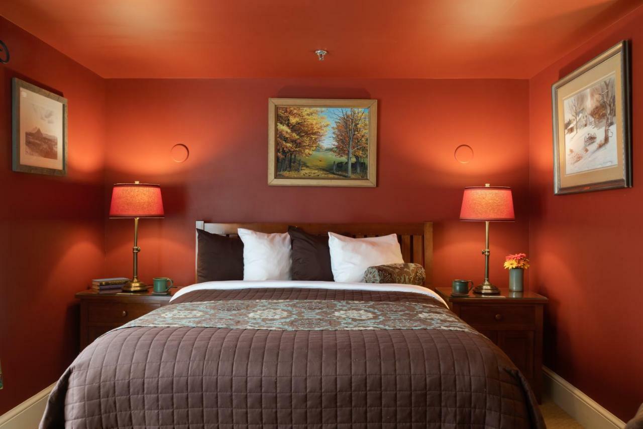 Queen Suite with Spa Bath,818505653:JPEG