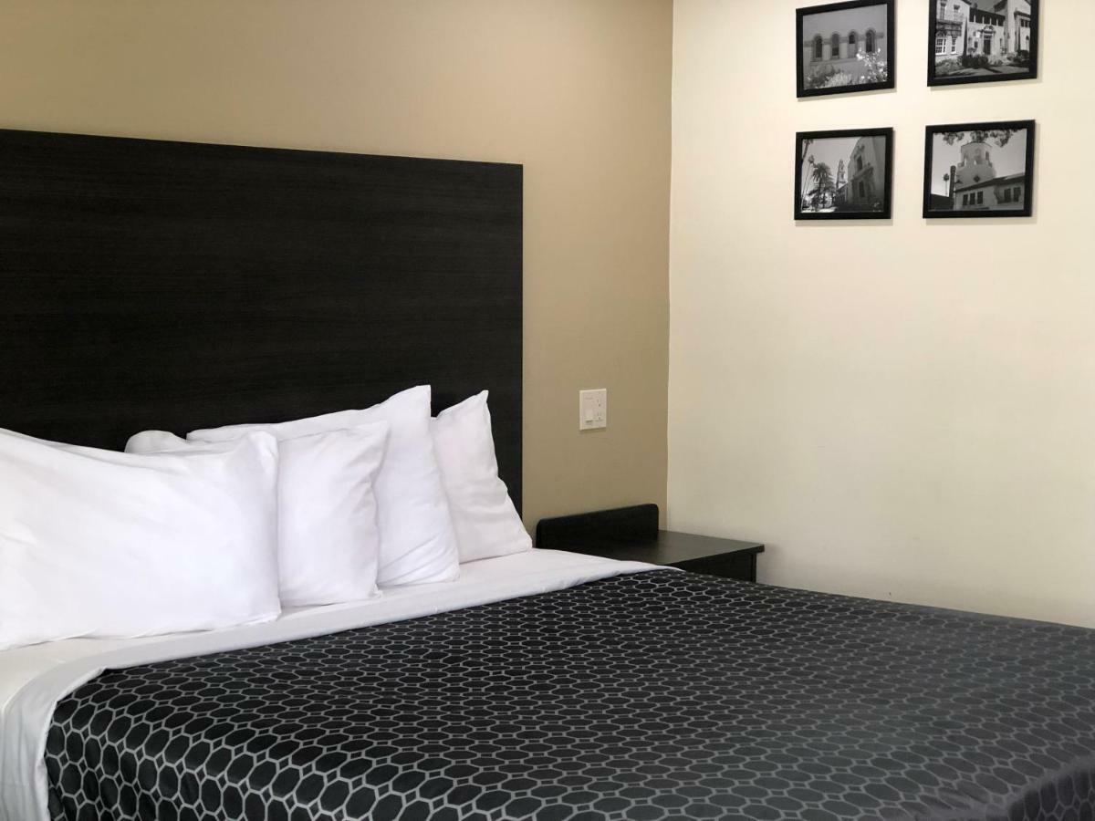 King Room,681138726:JPEG
