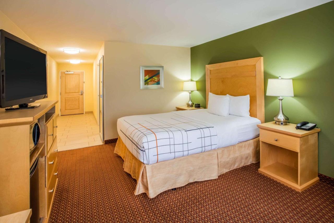 Queen Room,1019547610:JPEG