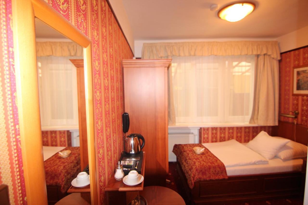 Economy Single Room