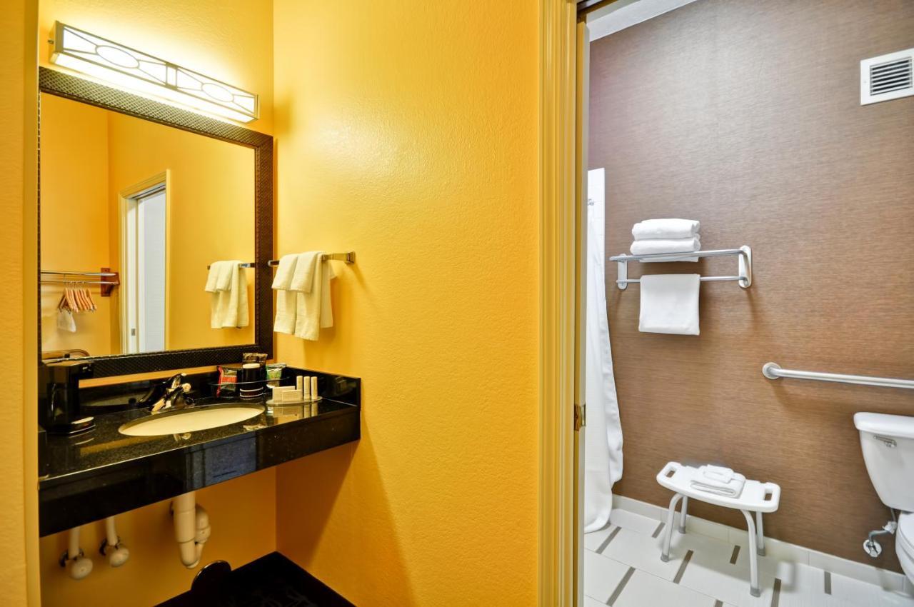 One-Bedroom King Suite,1705617156:JPEG