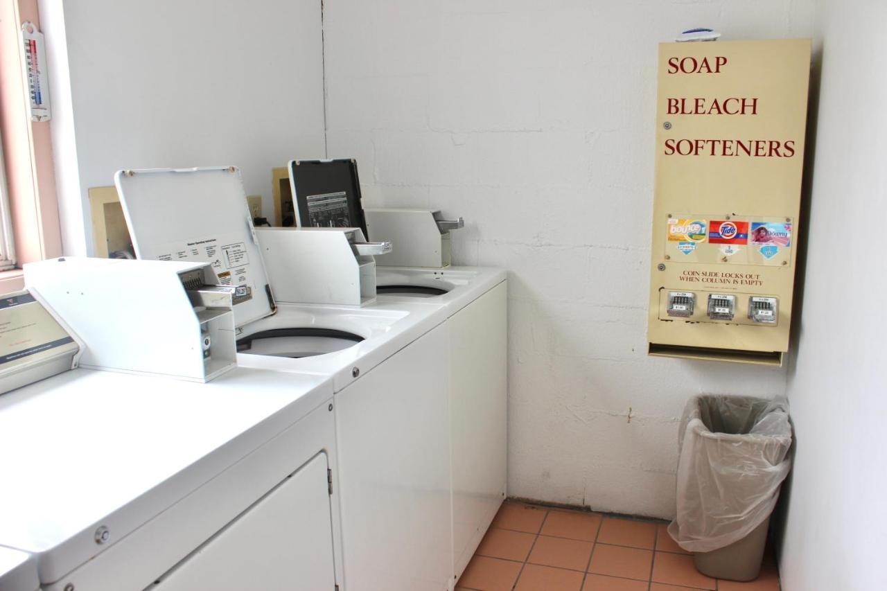 Suite,997526166:JPEG