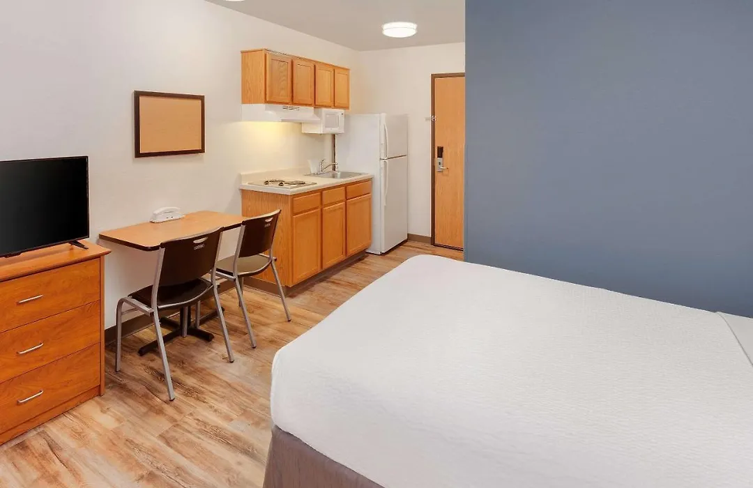 Woodspring Suites Ankeny Des Moines-1