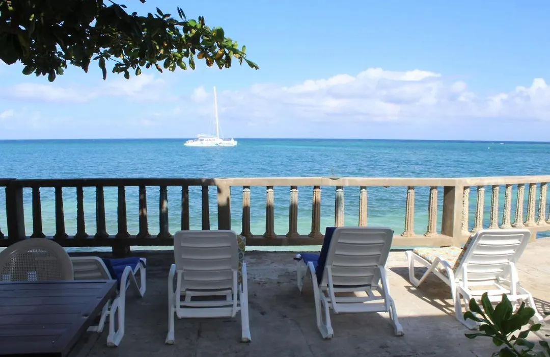Jamrock Secret Retreat-1