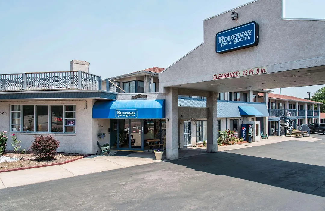 Rodeway Inn & Suites-1