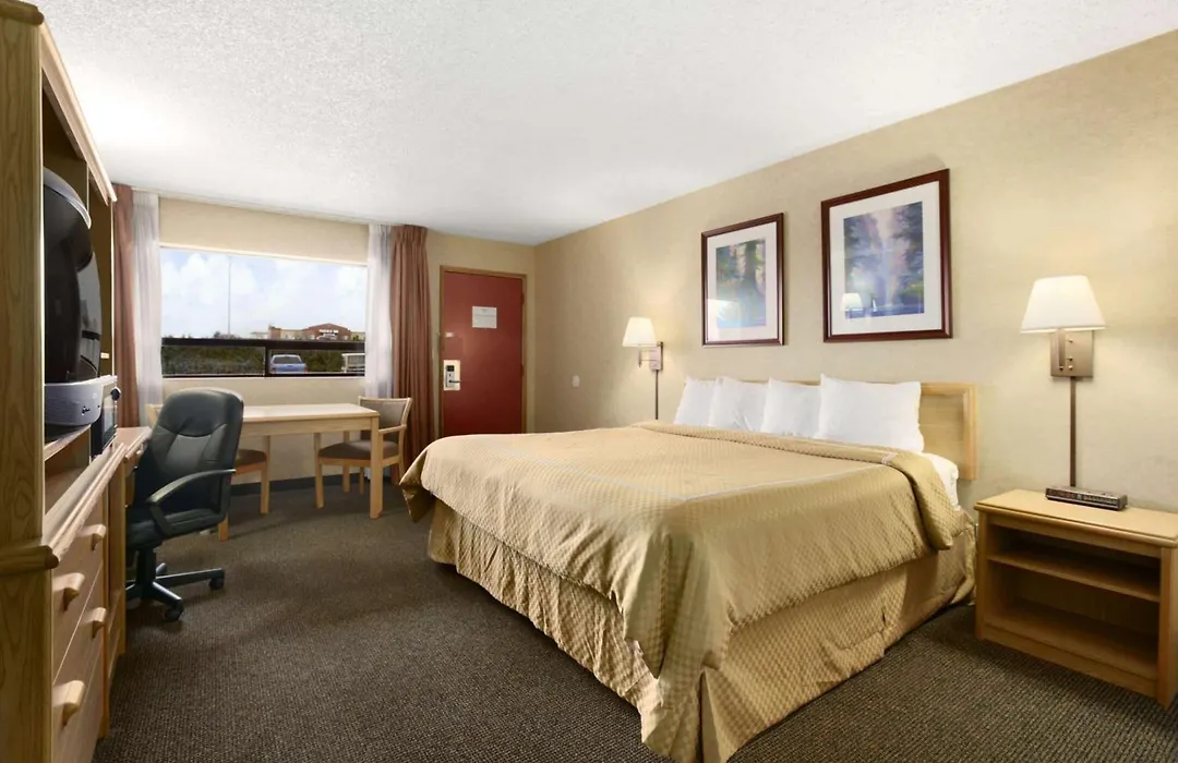 Days Inn By Wyndham Oklahoma City Fairground-1
