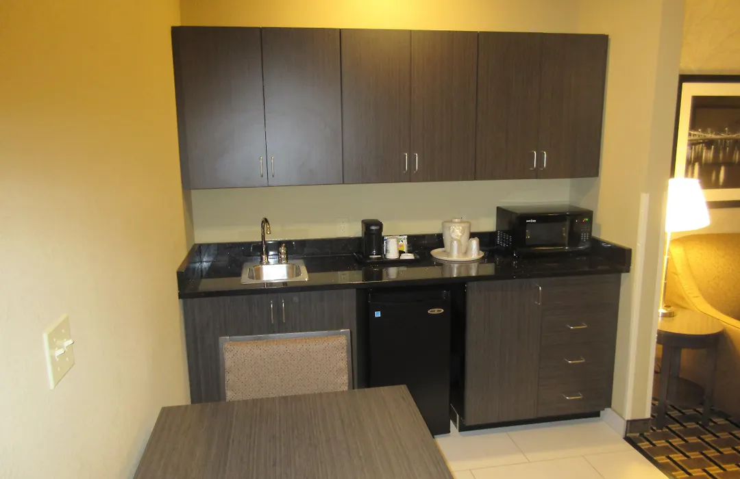 Holiday Inn Express & Suites Butler By Ihg-1